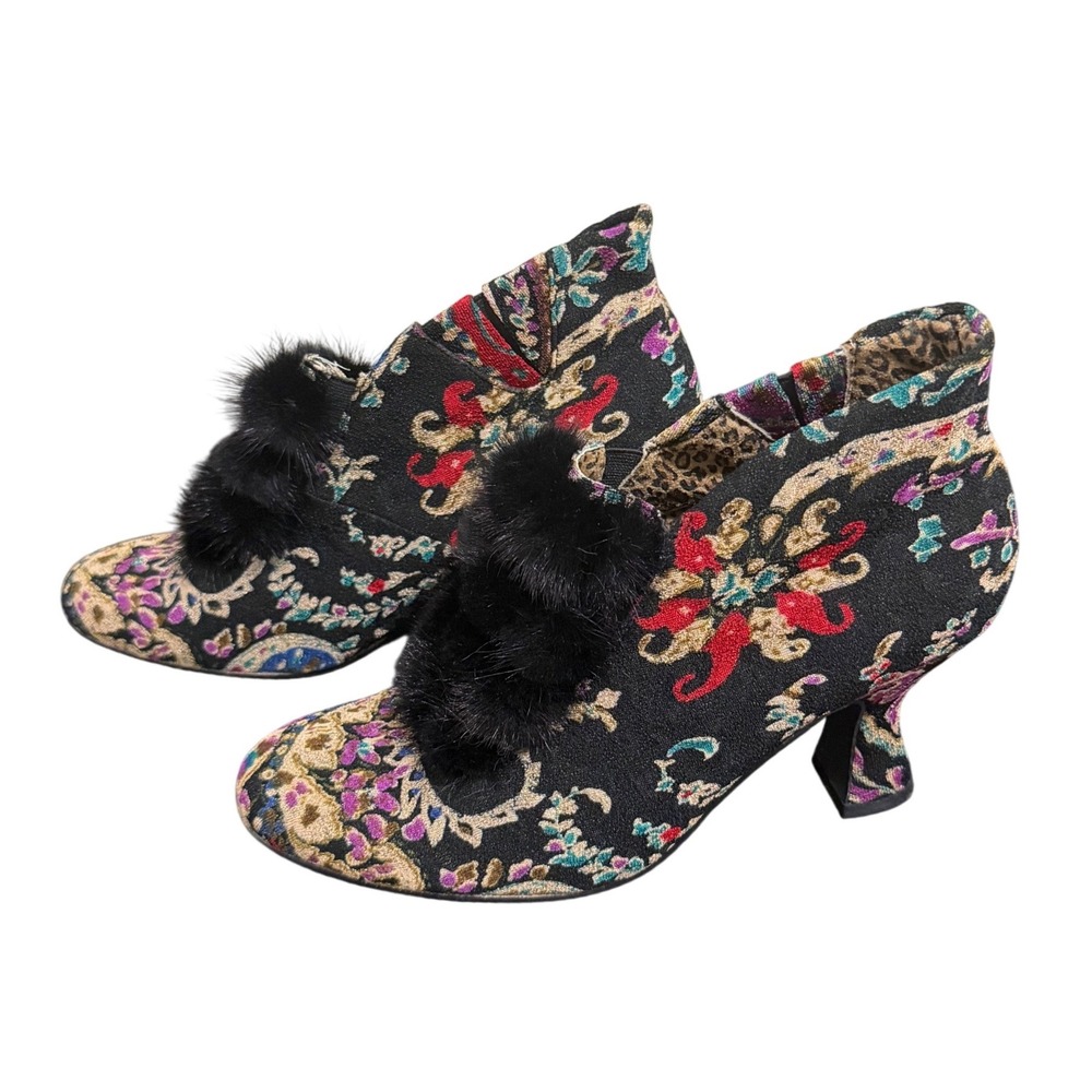 Baci Daisy Floral Tapestry Booties Faux Fur Pom Pom Kitten Heel Black Multi 9M